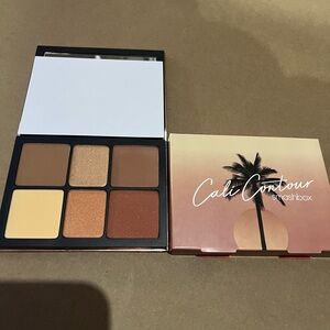 Smashbox Cali Contour Medium Dark Shape, Bronze, & Glow Palette